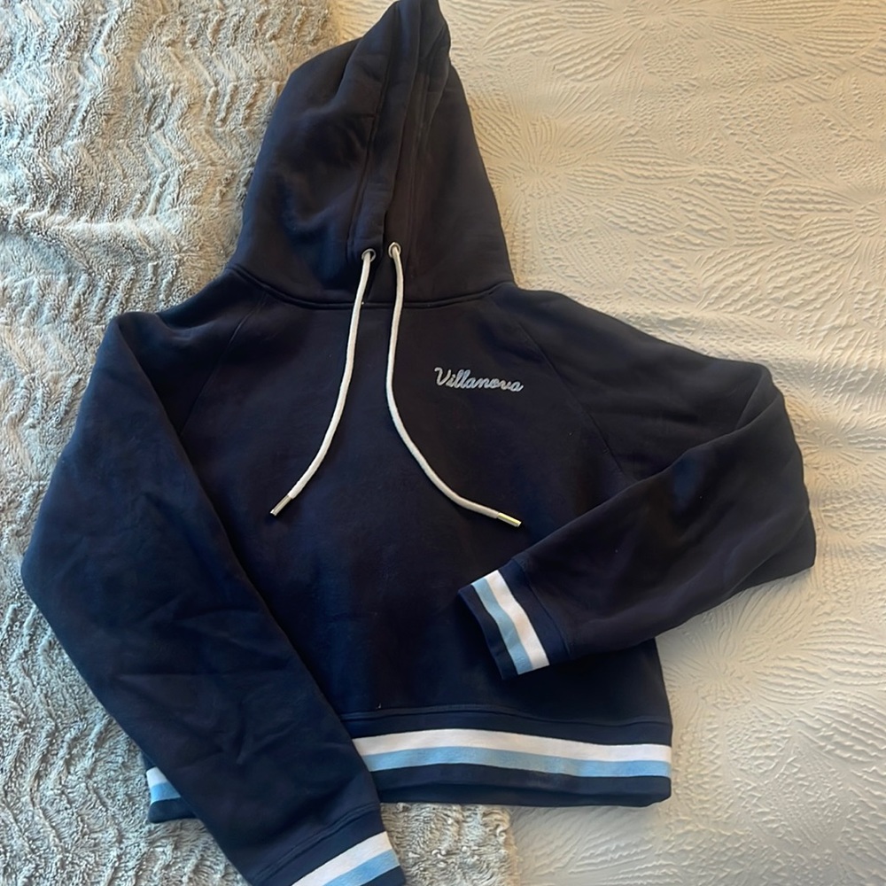 NWOT Villanova Sweatshirt